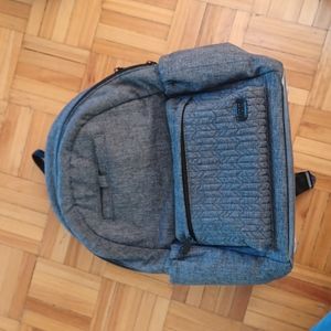 Lug large orbit backpack